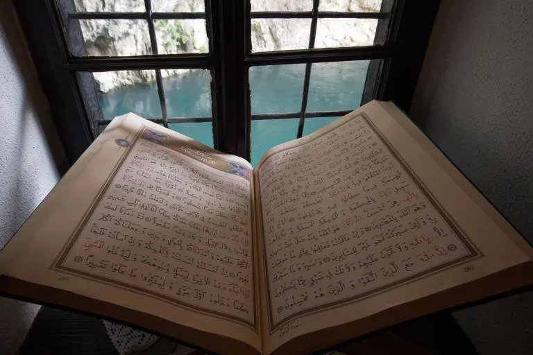 “Svezak sjećanja”: Arhitektura duše kamena i vode, molitve i smiraja ruha blagajske tekije...